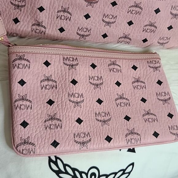 💯Authentic MCM Visetos Pink Tote Bag with Pouch 🍀 - Picture 14 of 16